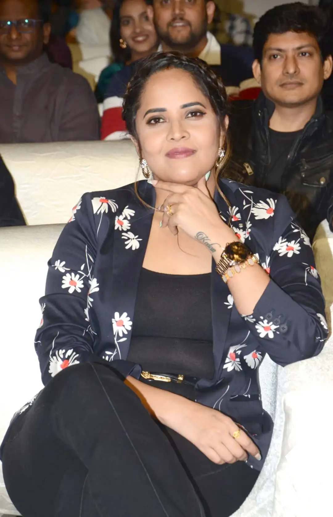 Anasuya Bharadwaj Stunning Looks