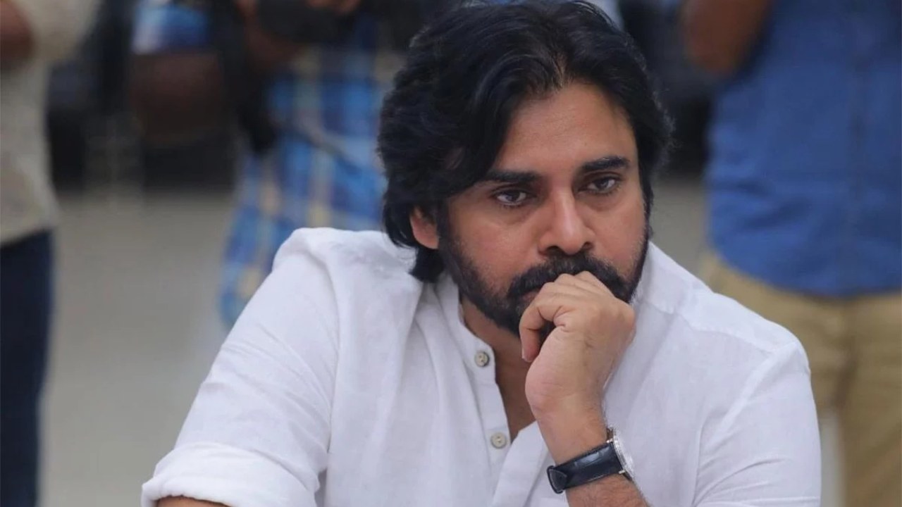 Case Registered Against Pawan Kalyan : జనసేన అధినేత పవన్ కల్యాణ్పై కేసు నమోదు Case Registered Against Pawan Kalyan : జనసేన అధినేత పవన్ కల్యాణ్పై కేసు నమోదు