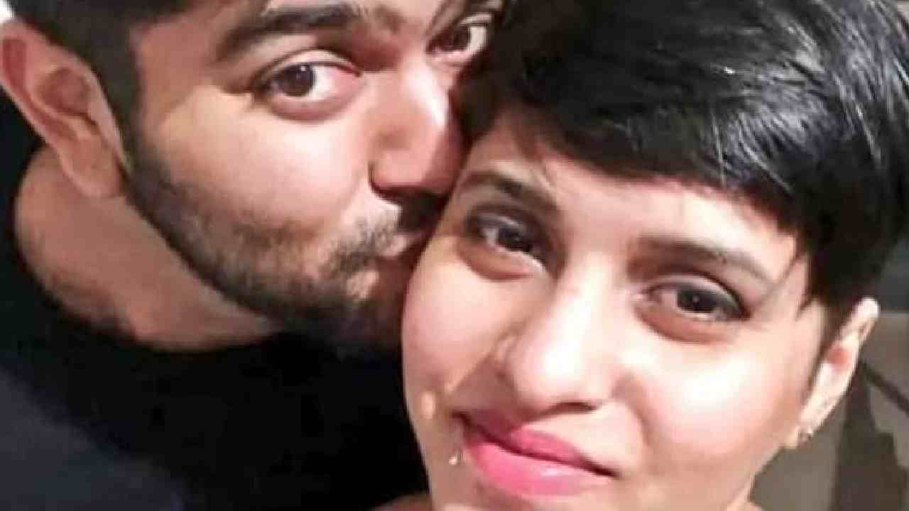 Delhi murder: శ్రద్ధా హత్య తర్వాత మరో యువతితో అఫ్తాద్.. అప్పటికి ఫ్రిజ్లోనే శరీర భాగాలు.. విచారణలో సంచలన నిజాలు వెల్లడి Delhi murder: శ్రద్ధా హత్య తర్వాత మరో యువతితో అఫ్తాద్.. అప్పటికి ఫ్రిజ్లోనే శరీర భాగాలు.. విచారణలో సంచలన నిజాలు వెల్లడి