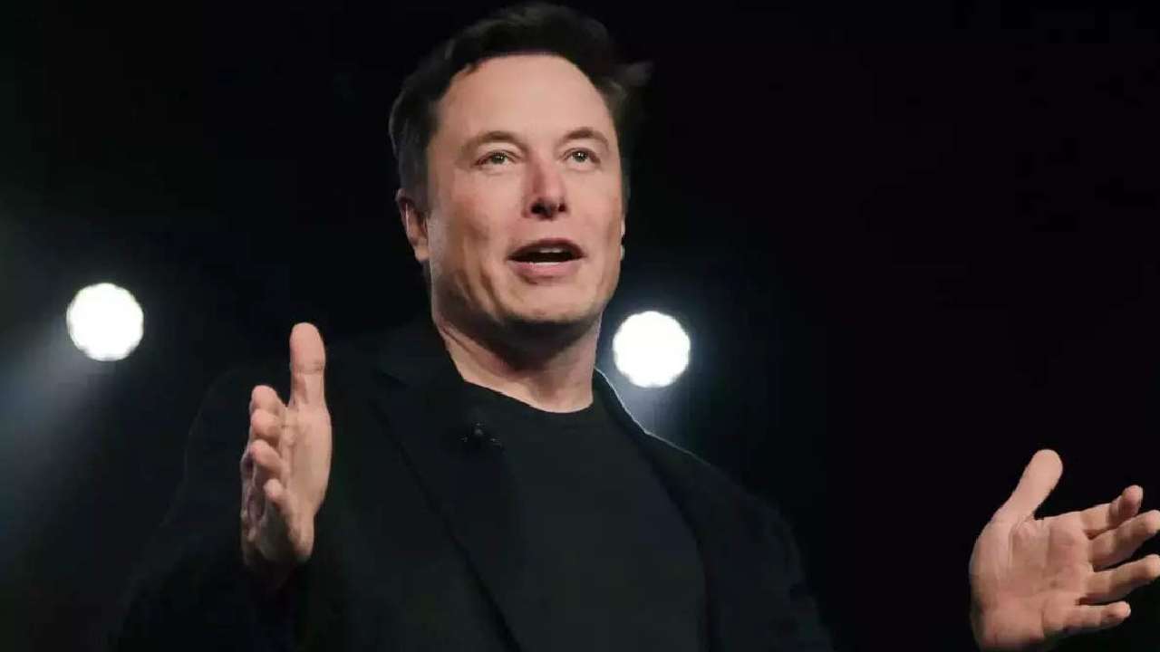 Elon Musk: ట్విట్టర్కు త్వరలో కొత్త సీఈవో.. పదవికి గుడ్ బై చెప్పనున్న ఎలన్ మస్క్ Elon Musk: ట్విట్టర్కు త్వరలో కొత్త సీఈవో.. పదవికి గుడ్ బై చెప్పనున్న ఎలన్ మస్క్