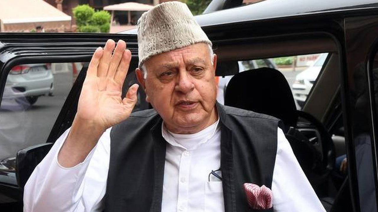Farooq Abdullah: నేషనల్ కాన్ఫరెన్స్ పార్టీ అధినేత పదవి నుంచి వైదొలగిన ఫారూఖ్ అబ్దుల్లా Farooq Abdullah: నేషనల్ కాన్ఫరెన్స్ పార్టీ అధినేత పదవి నుంచి వైదొలగిన ఫారూఖ్ అబ్దుల్లా