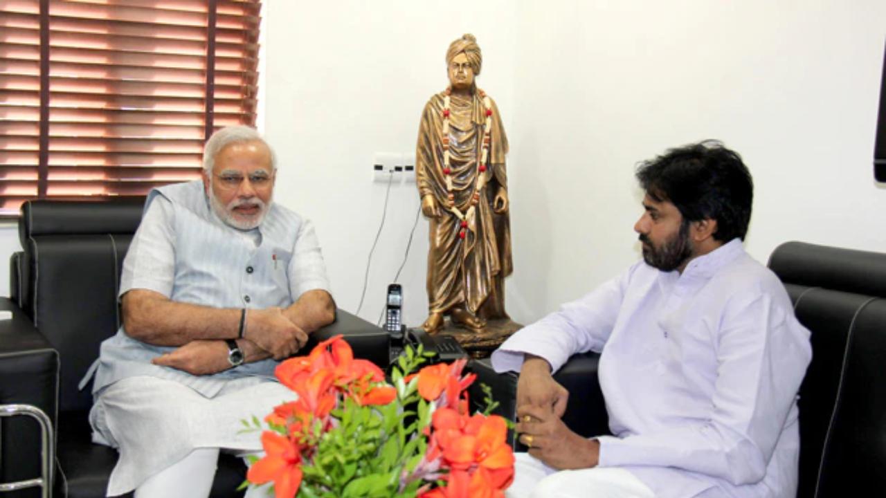 PM Modi-Pawan kalyan Letter : ప్రధాని మోడీకి పవన్ కల్యాణ్ ఐదు పేజీల లేఖ .. ఏఏ అంశాలున్నాయంటే.. PM Modi-Pawan kalyan Letter : ప్రధాని మోడీకి పవన్ కల్యాణ్ ఐదు పేజీల లేఖ .. ఏఏ అంశాలున్నాయంటే..