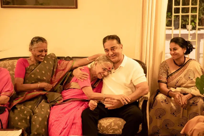 Kamal Haasan spent his birthday with his family