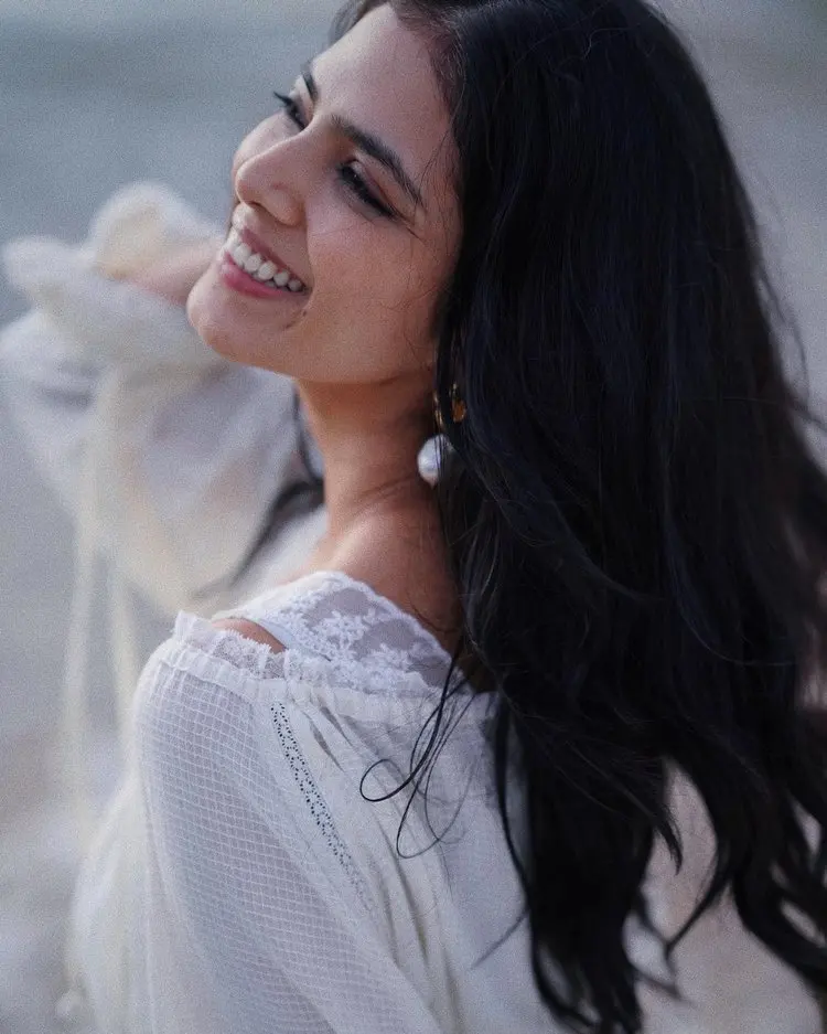Malavika Mohanan Enjoying At Beach Waves