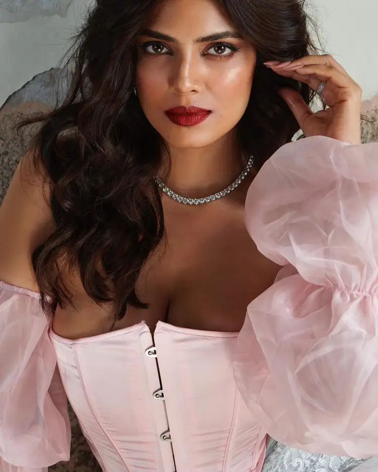 Malavika Mohanan Ravishing Looks In Latest Photoshoot
