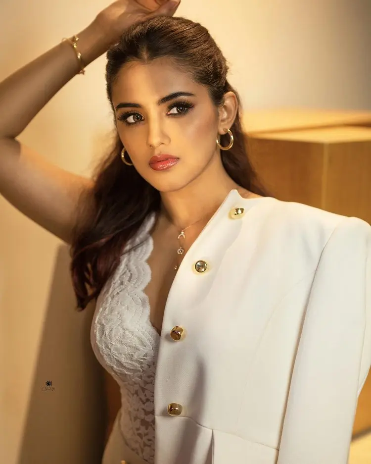 Malvika Sharma Increases Galmour Dose