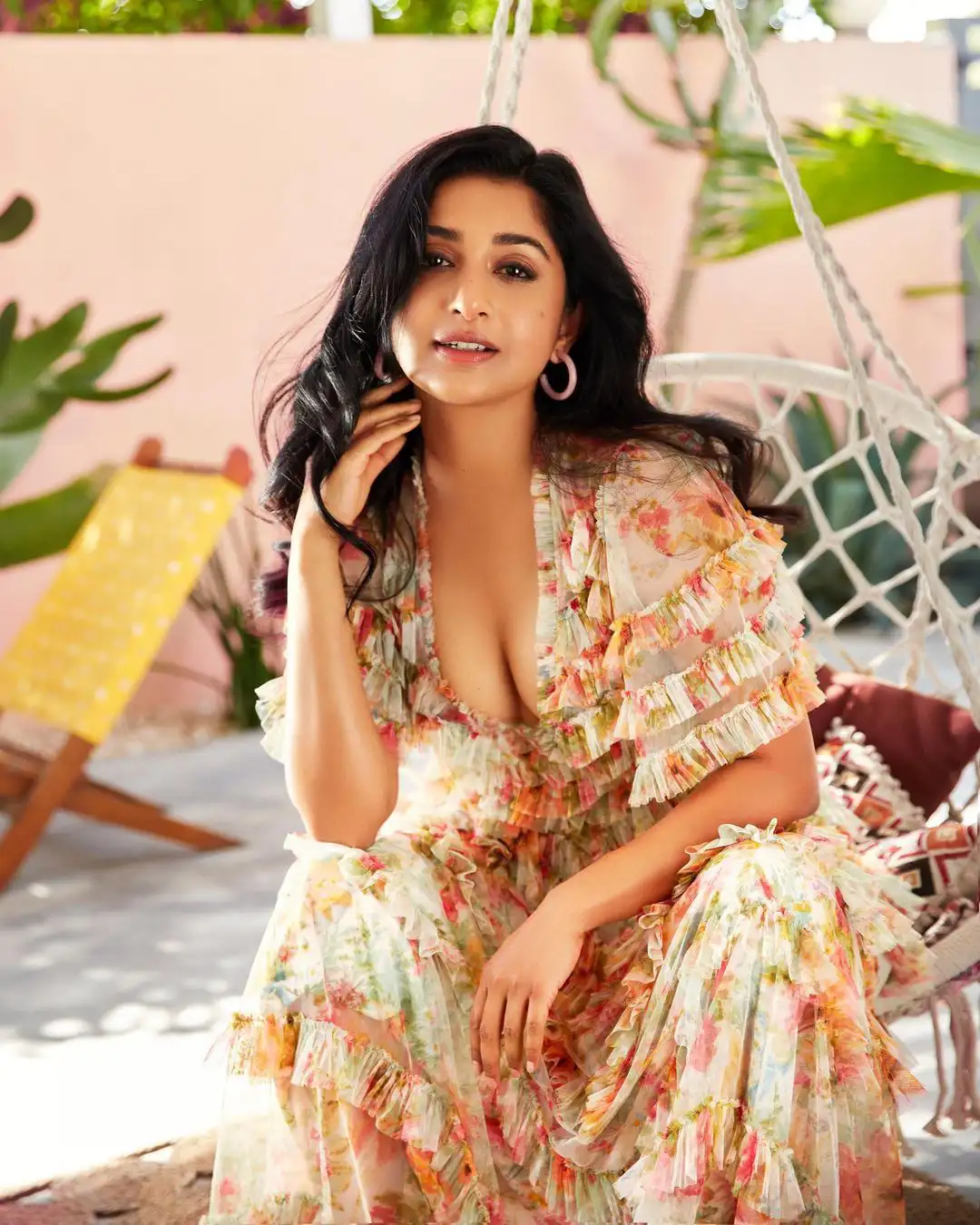 Meera Jasmine beauty is generating heat at a late age