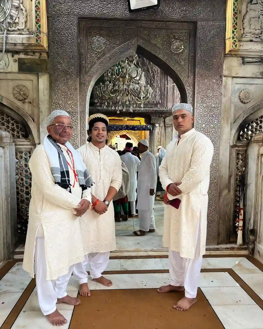 Mehaboob Dilse visited Ajmer Sharif Dargah Pics