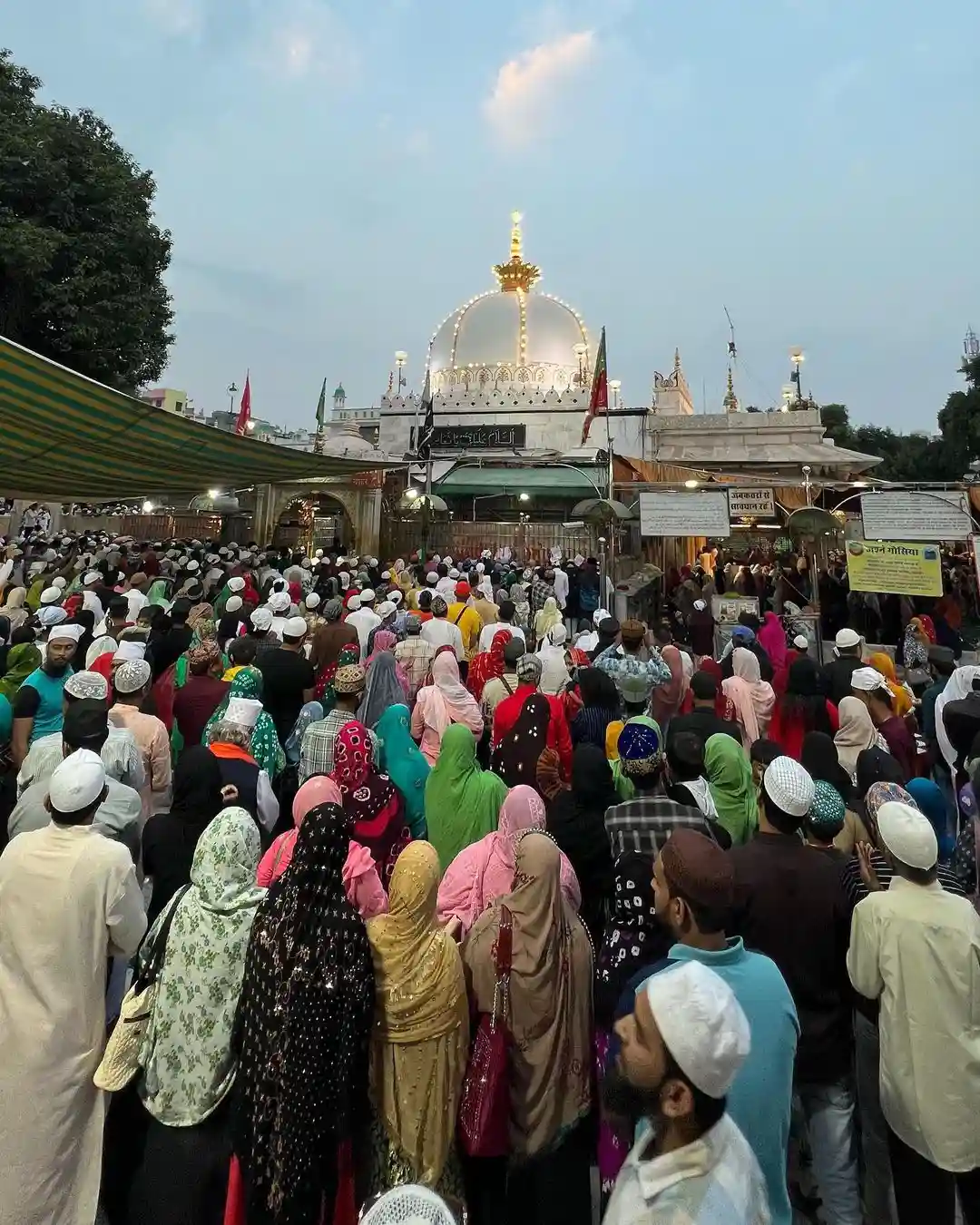 Mehaboob Dilse visited Ajmer Sharif Dargah Pics