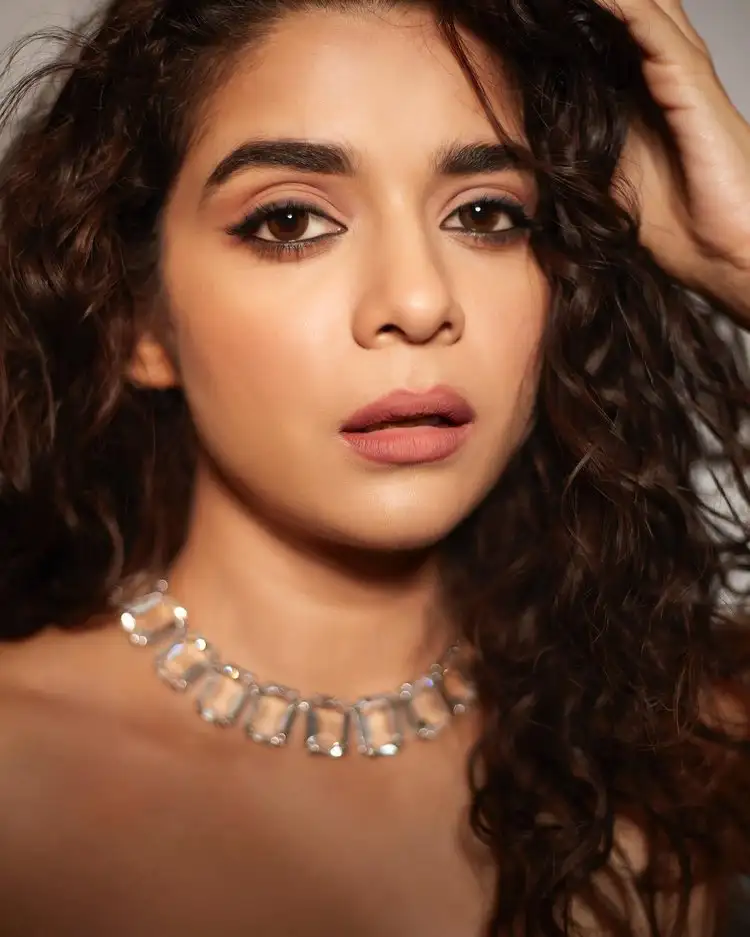 Mithila Palkar Closeup Shot Pics Goes Viral