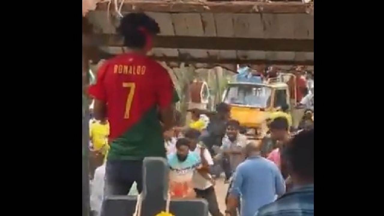 Viral Video: ఖతర్‌లో ఫిఫా ప్రపంచకప్.. కేరళలో రోడ్డుపై కొట్టుకున్న బ్రెజిల్, అర్జెంటీనా ఫ్యాన్స్