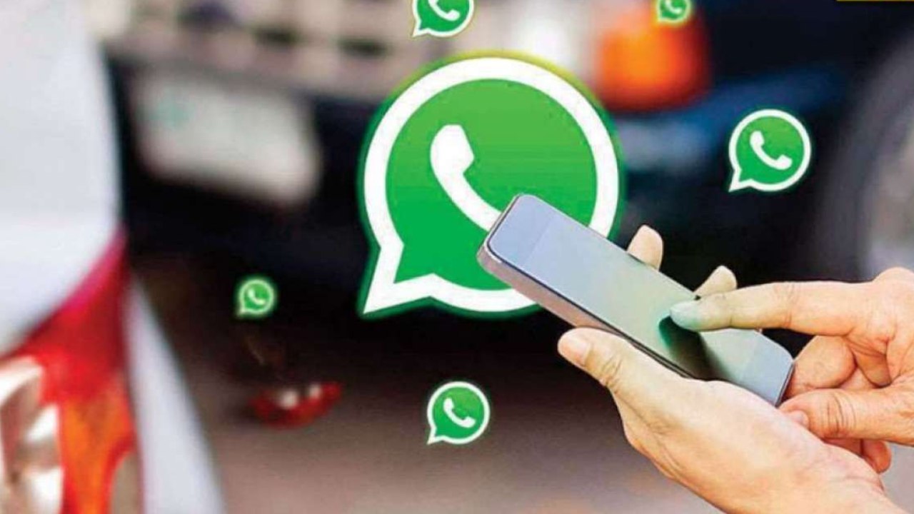 PAN Card, driving licence and other important documents you can download using WhatsApp