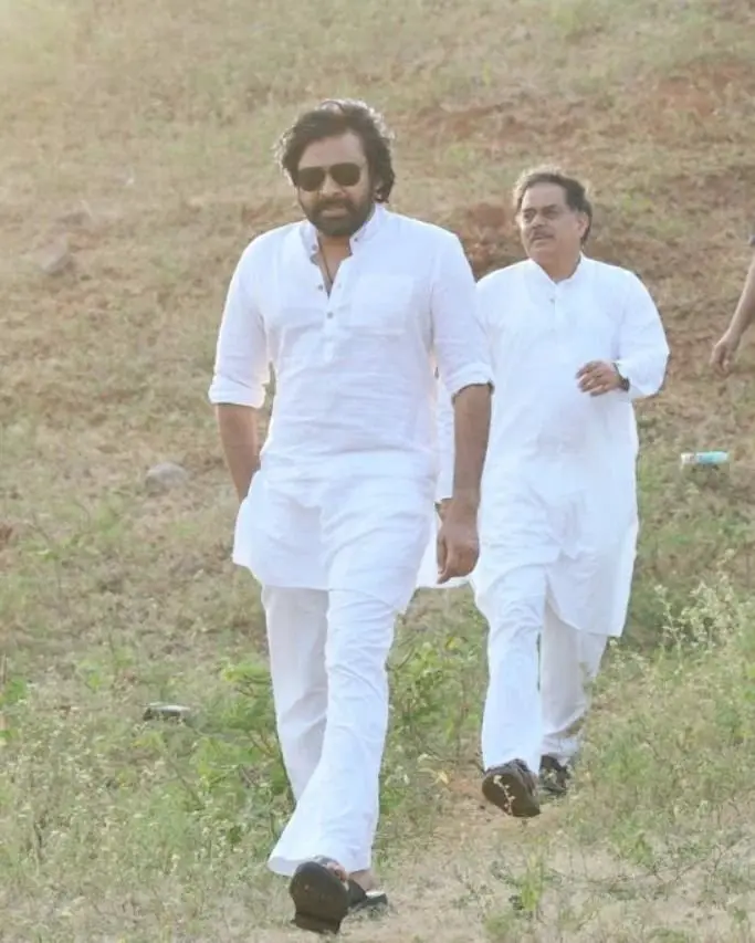 Pawan Kalyan At Vizag Beach Pics Goes Viral