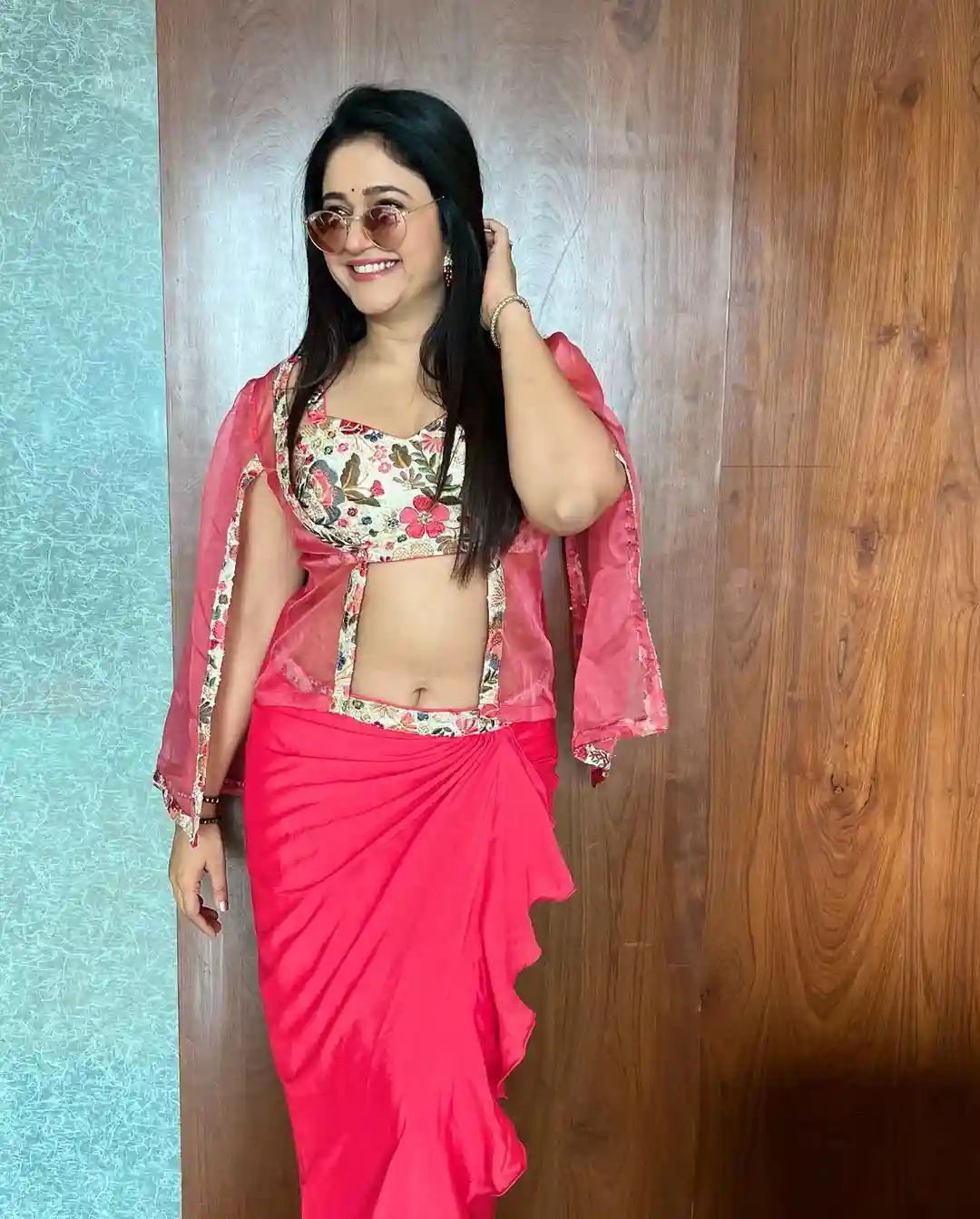 Poonam Bajwa Sizzles In Latest Pics