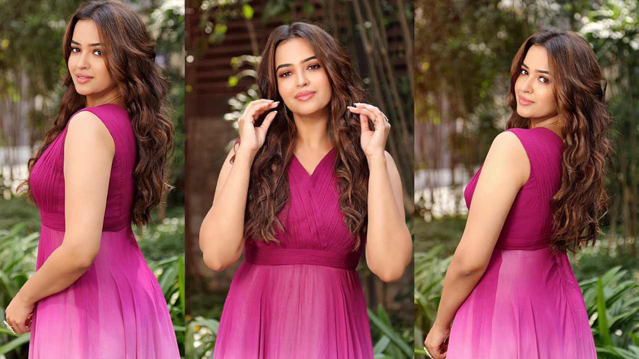 Pujita Ponnada : గులాబీ ముళ్ళై గుచ్చుతున్న పూజిత పొన్నాడ అందాలు..