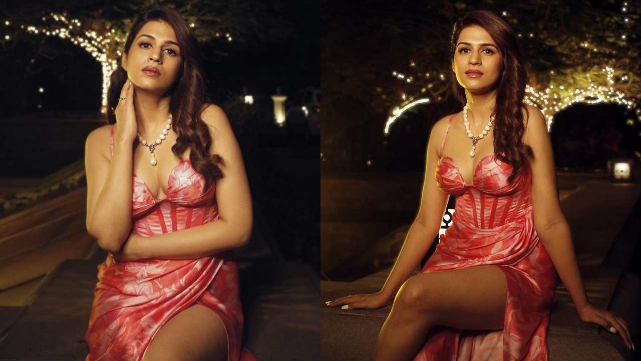 Shraddha Das Allures With Her Glamorous Pics