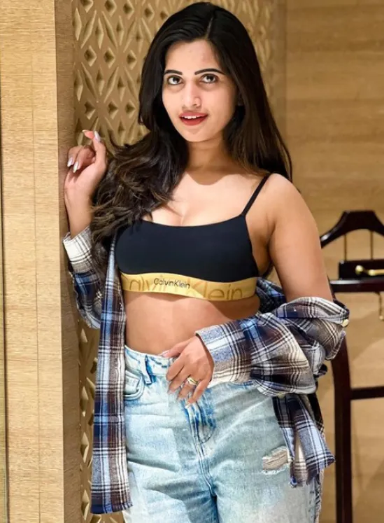 Sravanthi Chokkarapu Removes Shirt Buttons Giving Beauty Treat