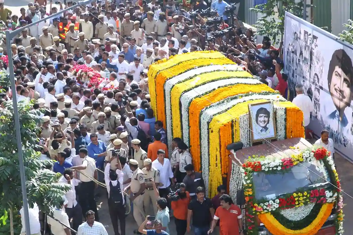 Superstar Krishna Funeral Photos