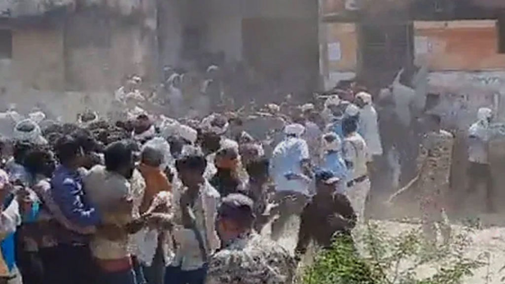 Protest For Fertiliser Ends In Loot