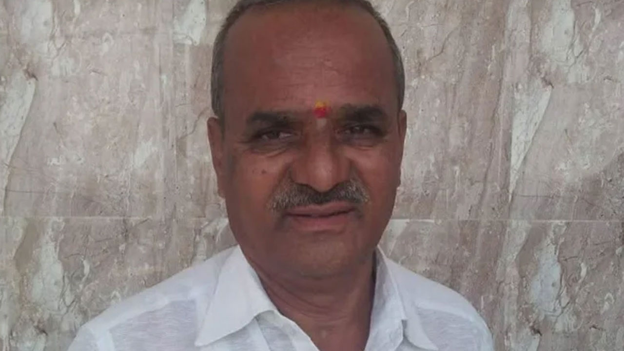 Mallikarjun Muthyal: బీజేపీలో చేరడానికి సిద్ధమైన మాజీ జేడీఎస్ నేత దారుణ హత్య.. ఛిద్రమైన రహస్య భాగాలు Mallikarjun Muthyal: బీజేపీలో చేరడానికి సిద్ధమైన మాజీ జేడీఎస్ నేత దారుణ హత్య.. ఛిద్రమైన రహస్య భాగాలు