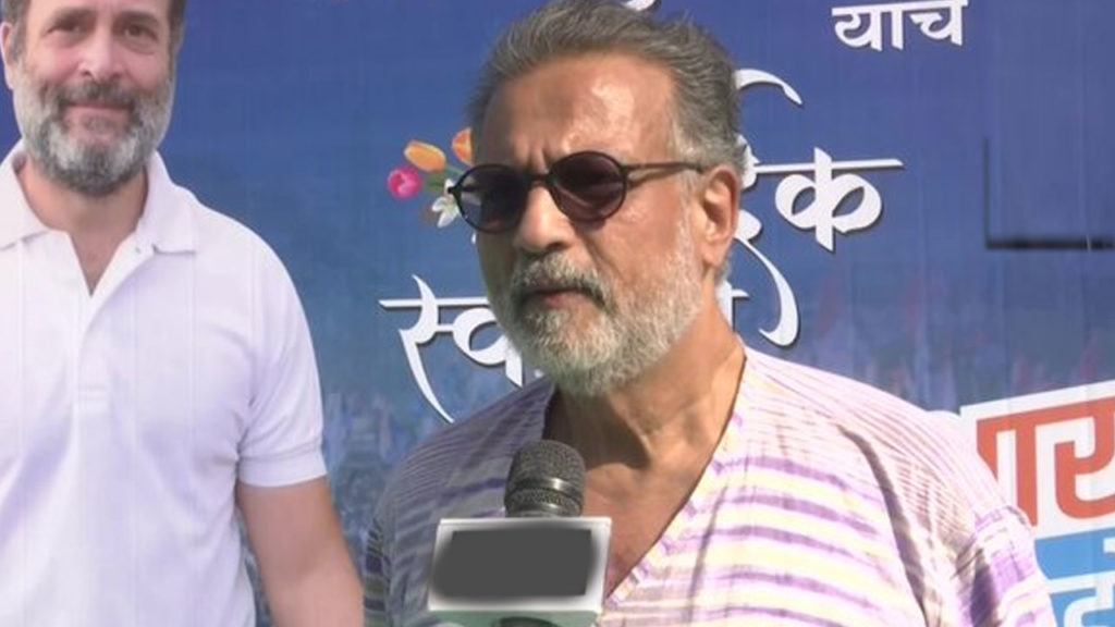 It is true that Veer Savarkar apologised to the Britishers says Tushar Gandhi