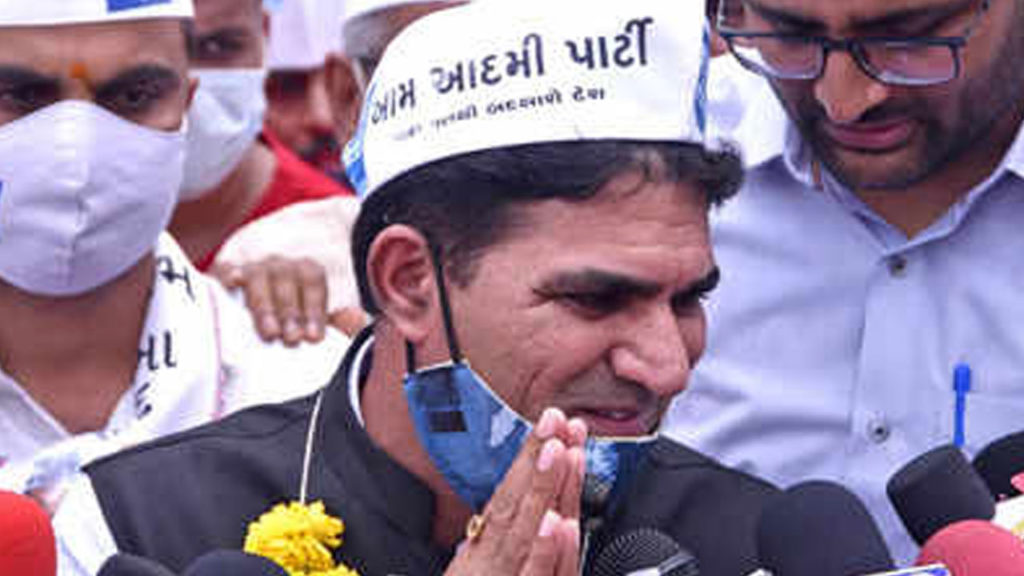 Kejriwal announced Isudan Gadhvi as AAP's CM face in Gujarat