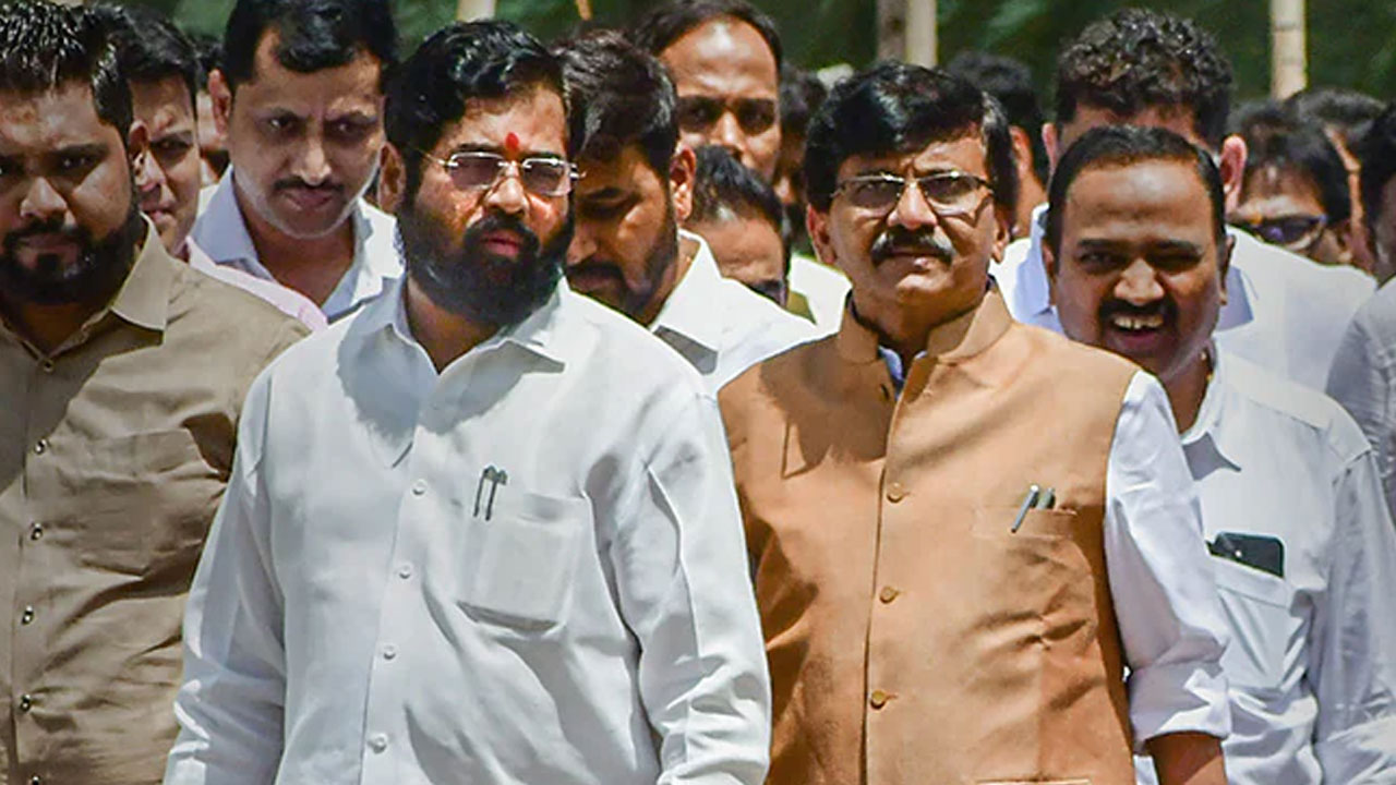 Self Respect: గవర్నర్ తొలగింపు, సీఎం రాజీనామా.. ఆత్మగౌరవంపై శివసేన డిమాండ్ Self Respect: గవర్నర్ తొలగింపు, సీఎం రాజీనామా.. ఆత్మగౌరవంపై శివసేన డిమాండ్