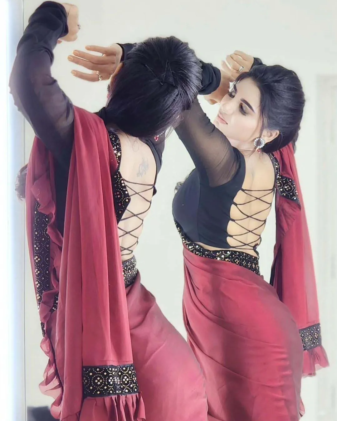 Varsha Hot Pics Goes Viral In The Social Media