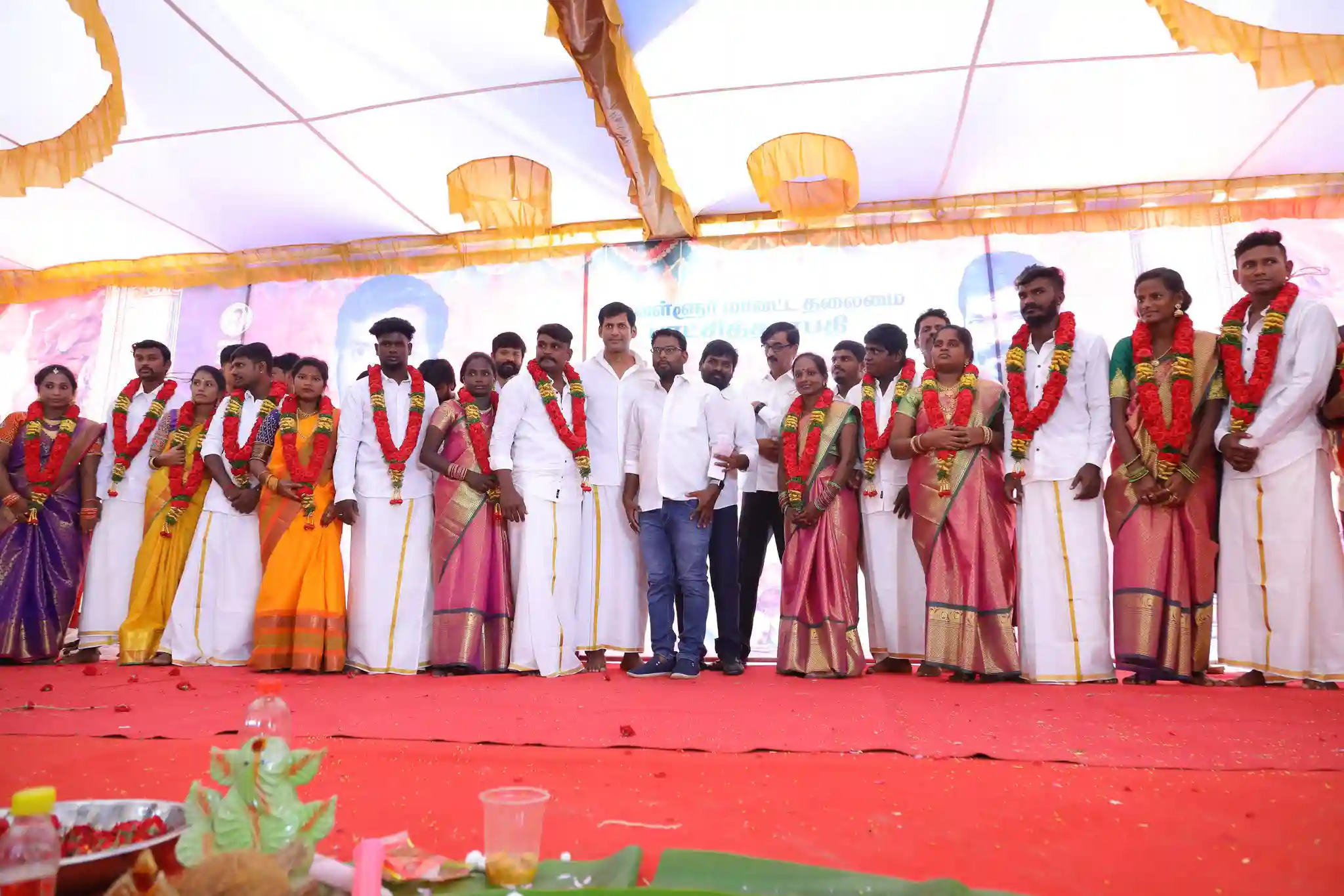 Vishal's fans help some poor people get married and Vishal appreciates