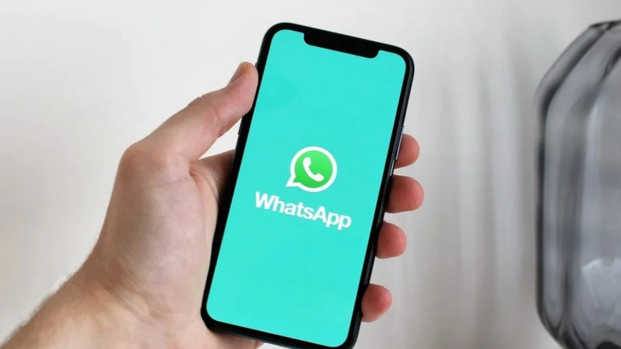 WhatsApp New Feature : వాట్సాప్లో కొత్త ఫీచర్.. మిస్డ్ కాల్స్కు డోంట్ డిస్టర్బ్ మోడ్ వస్తోంది.. గ్రూపు అడ్మిన్లదే బాధ్యత..! WhatsApp New Feature : వాట్సాప్లో కొత్త ఫీచర్.. మిస్డ్ కాల్స్కు డోంట్ డిస్టర్బ్ మోడ్ వస్తోంది.. గ్రూపు అడ్మిన్లదే బాధ్యత..!