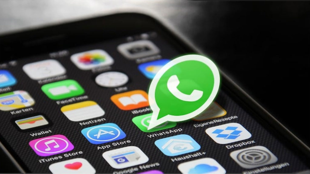 WhatsApp`s new feature to help desktop users protect chat screens using password