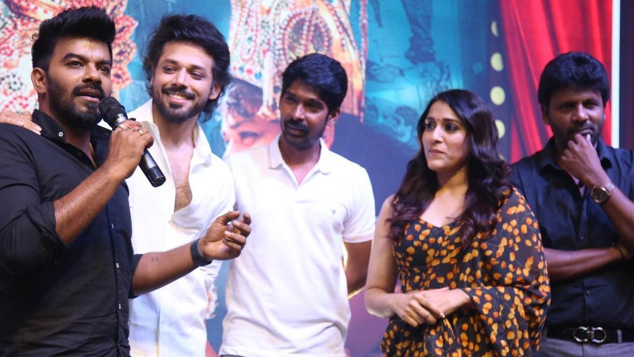 Bomma Blockbuster Pre Release Event : బొమ్మ బ్లాక్‌బస్టర్ ప్రీ రిలీజ్ ఈవెంట్ గ్యాలరీ