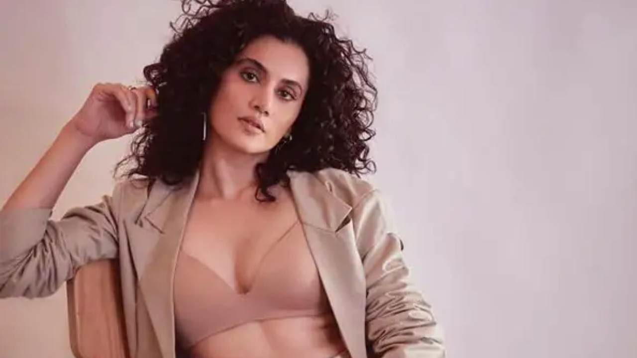 Taapsee Pannu : మరోసారి టాలీవుడ్ పై సంచలన వ్యాఖ్యలు చేసిన తాప్సీ Taapsee Pannu : మరోసారి టాలీవుడ్ పై సంచలన వ్యాఖ్యలు చేసిన తాప్సీ