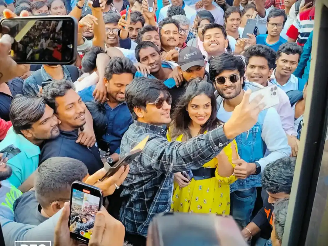18 pages movie promotions