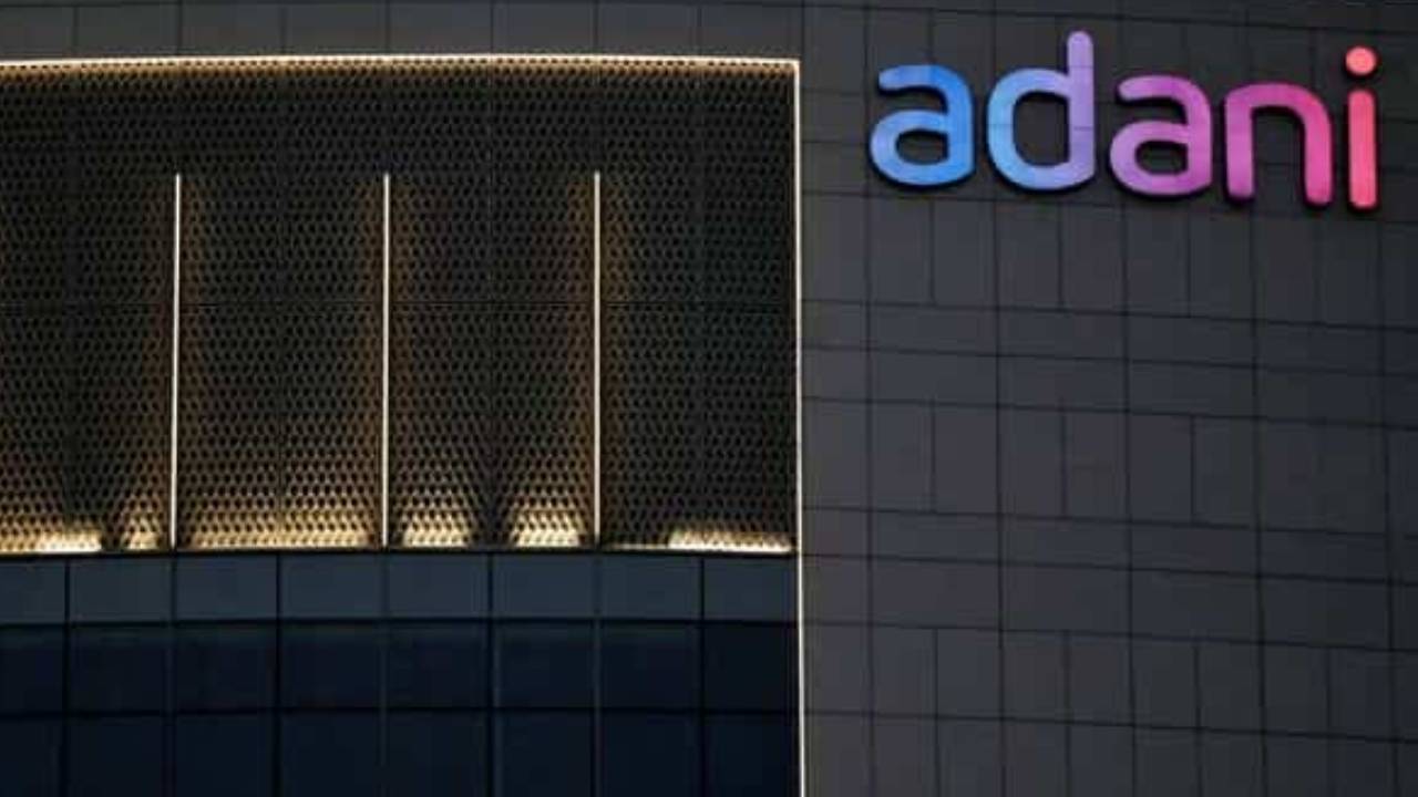 Adani Group: ఎన్డీటీవీ ప్రమోటర్ల అదనపు 27.26% వాటాను కొనుగోలుచేసిన అదానీ గ్రూప్ .. Adani Group: ఎన్డీటీవీ ప్రమోటర్ల అదనపు 27.26% వాటాను కొనుగోలుచేసిన అదానీ గ్రూప్ ..