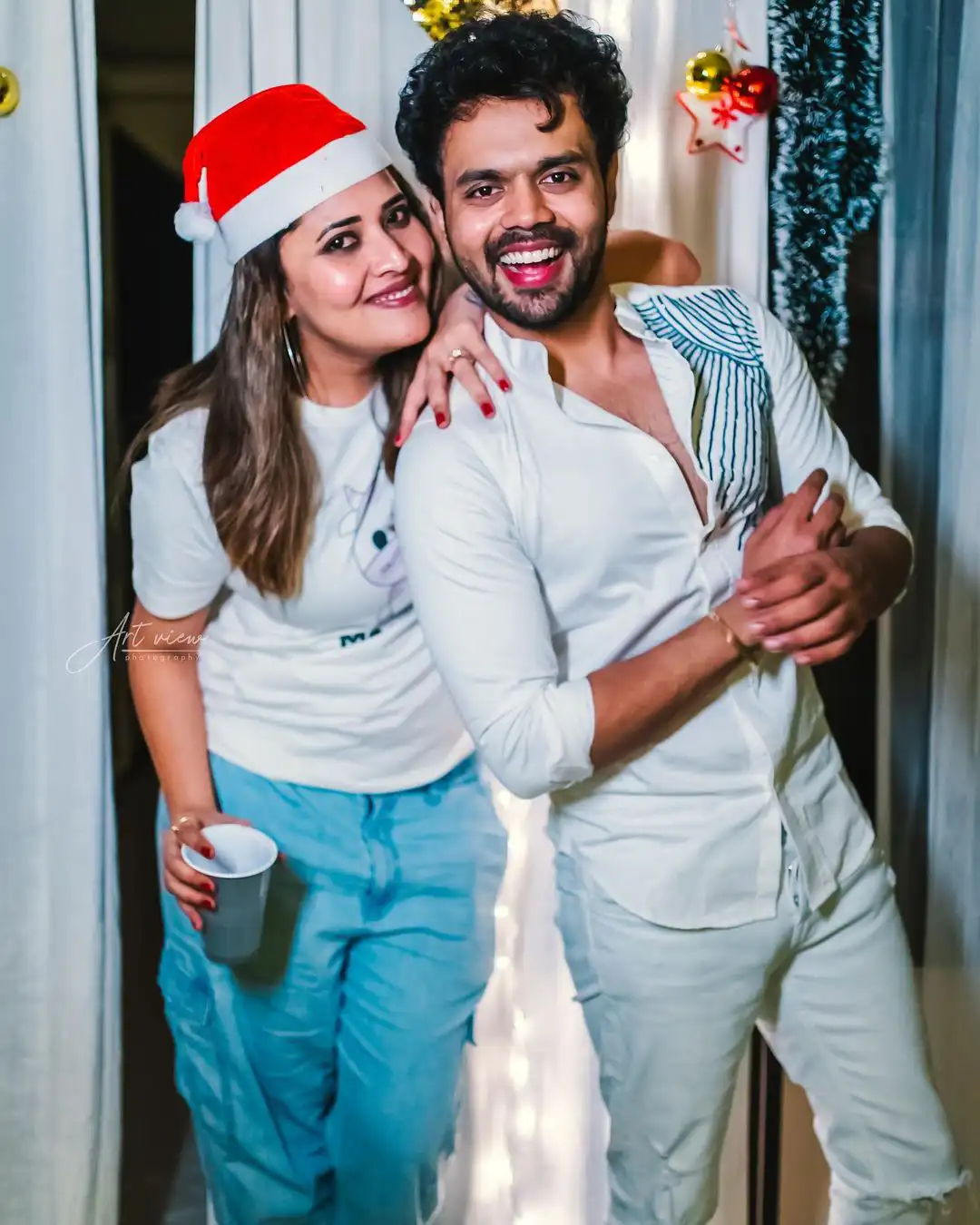 Anasuya & Nikhil arranged Christmas celebrations for some celebrities 