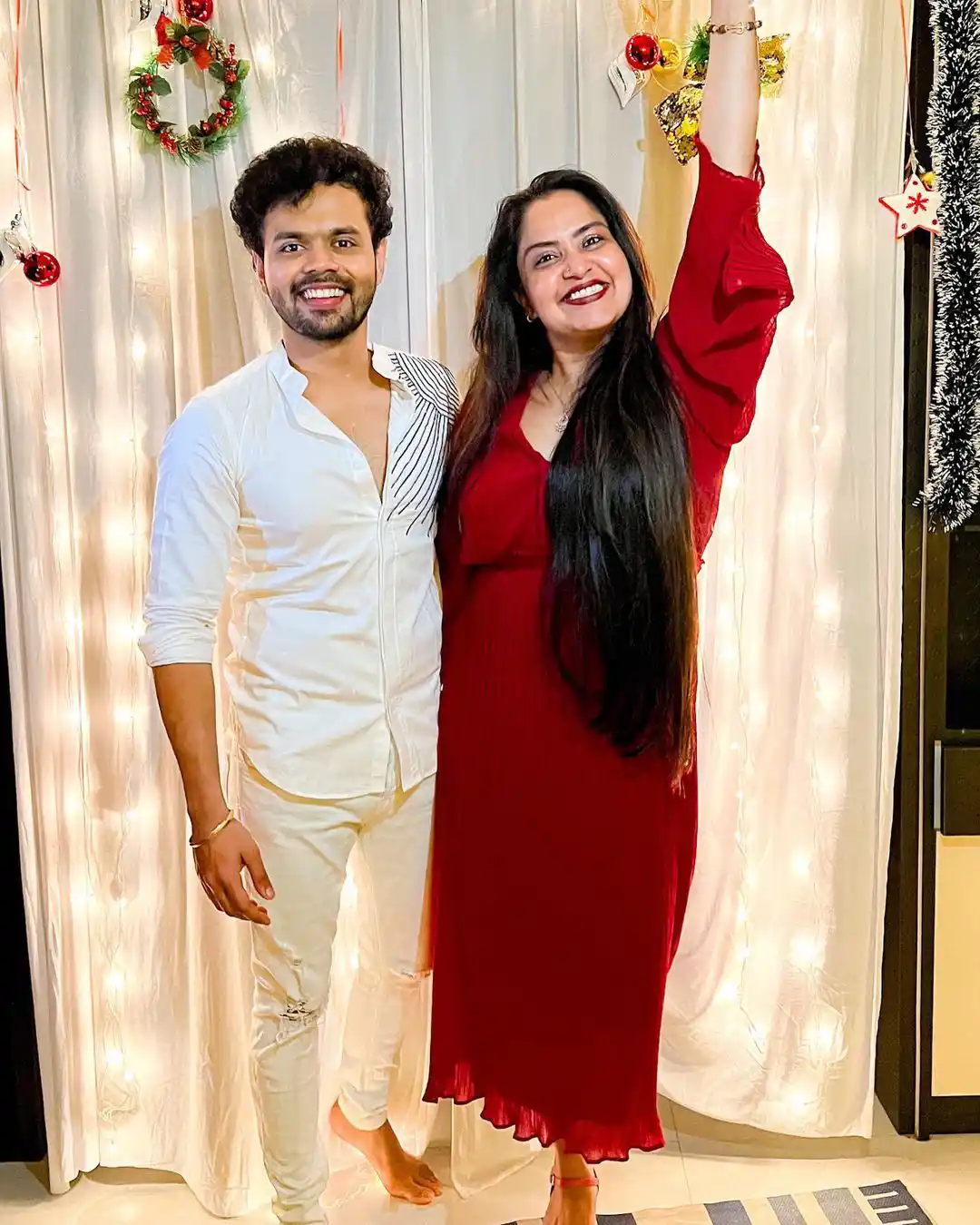 Anasuya & Nikhil arranged Christmas celebrations for some celebrities 