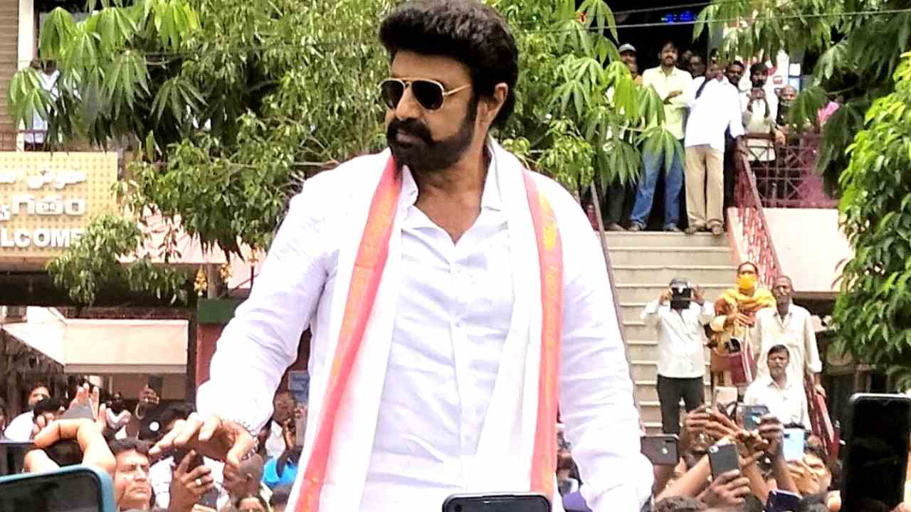 Balakrishna: CMగా బాలయ్య.. కానీ టైమ్ పడుతుందట! Balakrishna: CMగా బాలయ్య.. కానీ టైమ్ పడుతుందట!