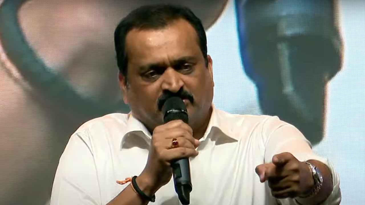 Dhamaka: రవితేజ తప్ప ఎవరు చేసినా ‘ధమాకా’ ఫ్లాప్.. బండ్ల గణేష్ కామెంట్స్! Dhamaka: రవితేజ తప్ప ఎవరు చేసినా ‘ధమాకా’ ఫ్లాప్.. బండ్ల గణేష్ కామెంట్స్!