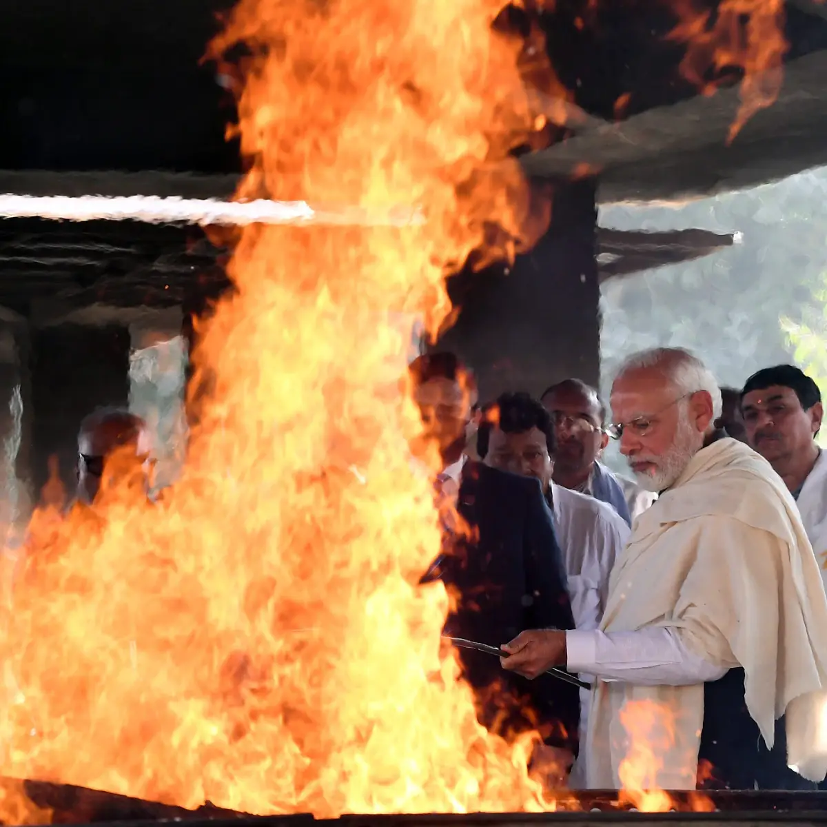 Hiraba Modi’s last rites performed at Gandhinagar crematorium