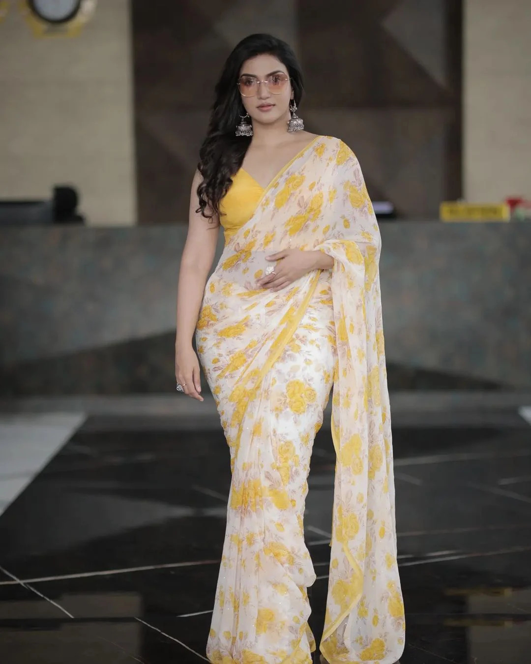 Honey Rose Saree Pics