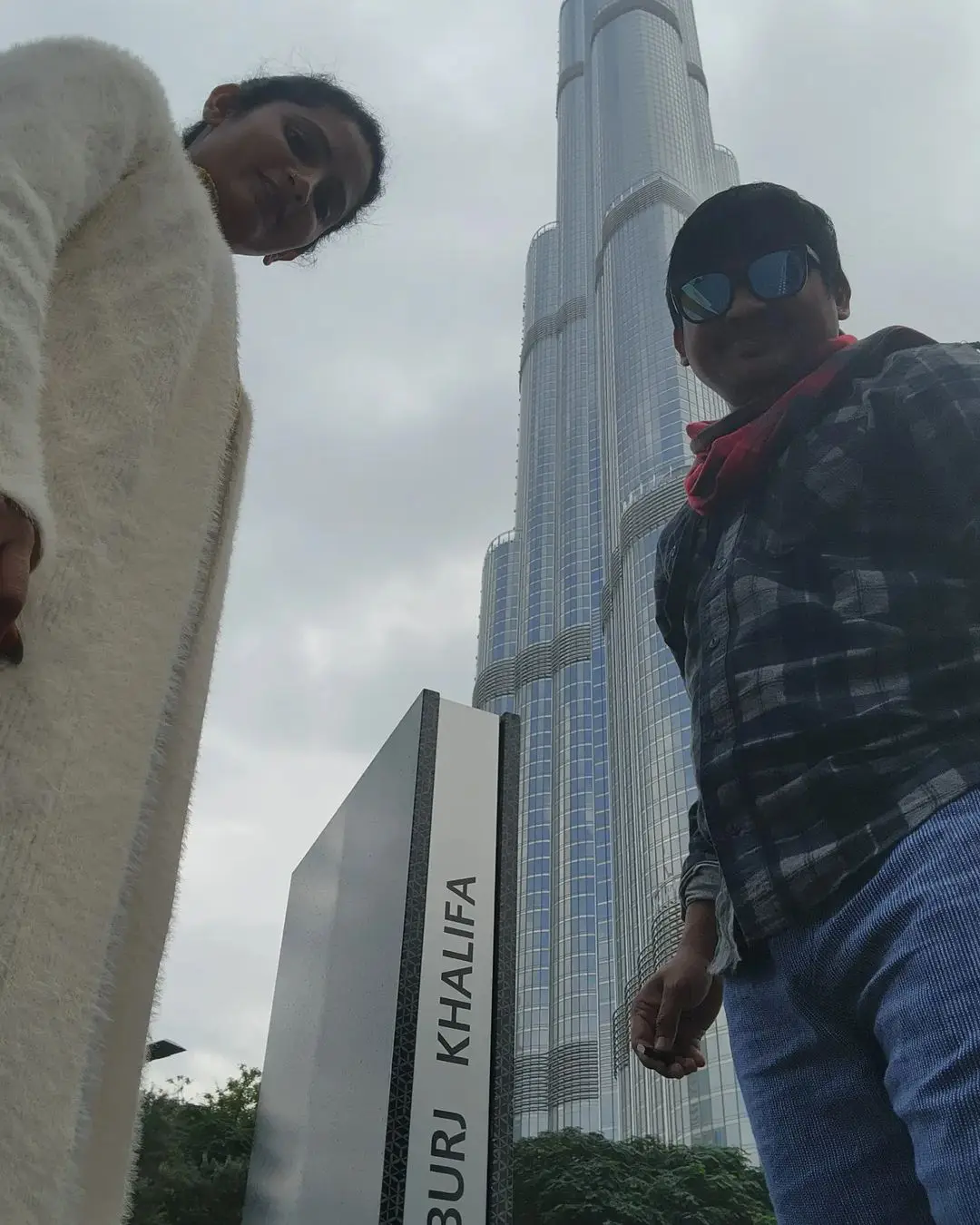 Jabardasth Rakesh and jordar sujatha at burj khalifa