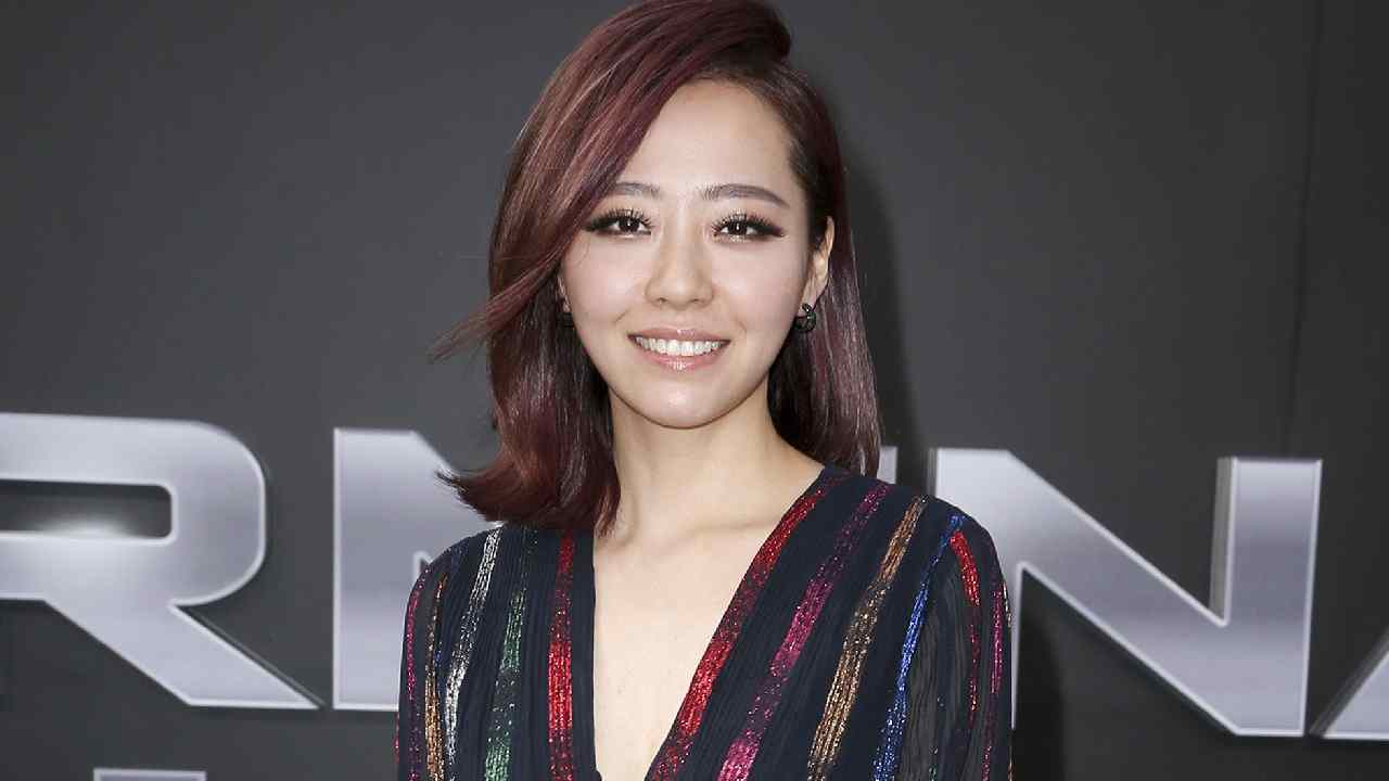 Jane Zhang: కావాలని కోవిడ్ వైరస్ అంటించుకున్న చైనీస్ సింగర్.. కారణం తెలిసి తిడుతున్న నెటిజన్లు! Jane Zhang: కావాలని కోవిడ్ వైరస్ అంటించుకున్న చైనీస్ సింగర్.. కారణం తెలిసి తిడుతున్న నెటిజన్లు!