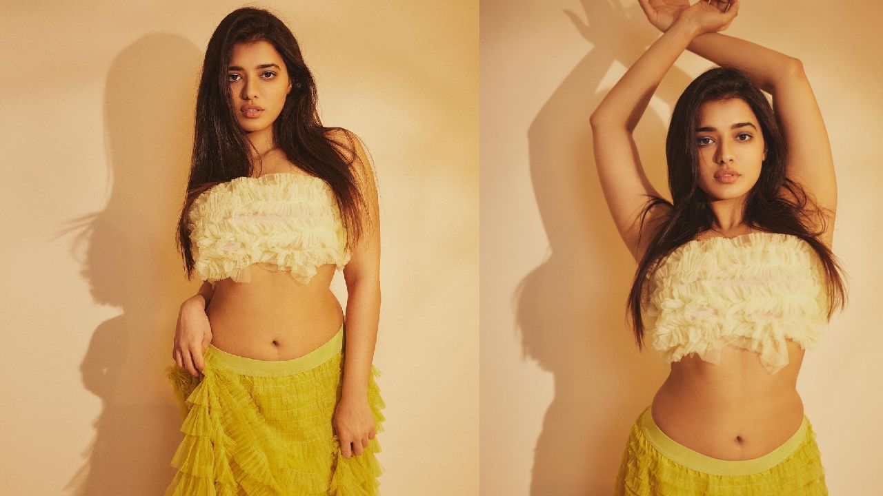 Ketika Sharma : నాభి అందాలతో నిషా ఎక్కిస్తున్న కేతిక..