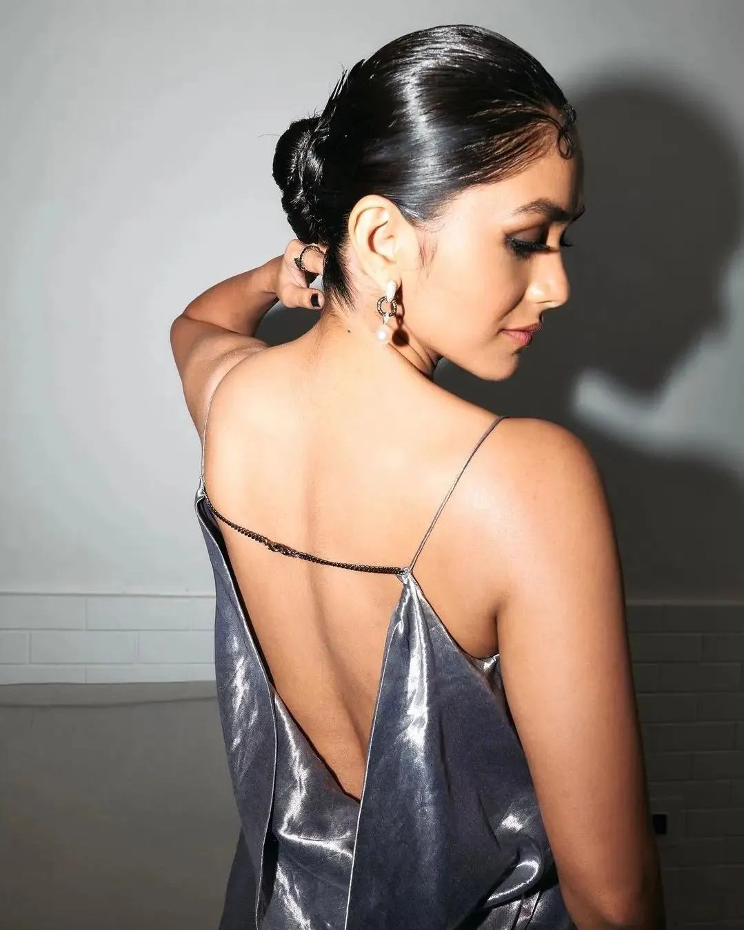 Mrunal Thakur latest photoshoot