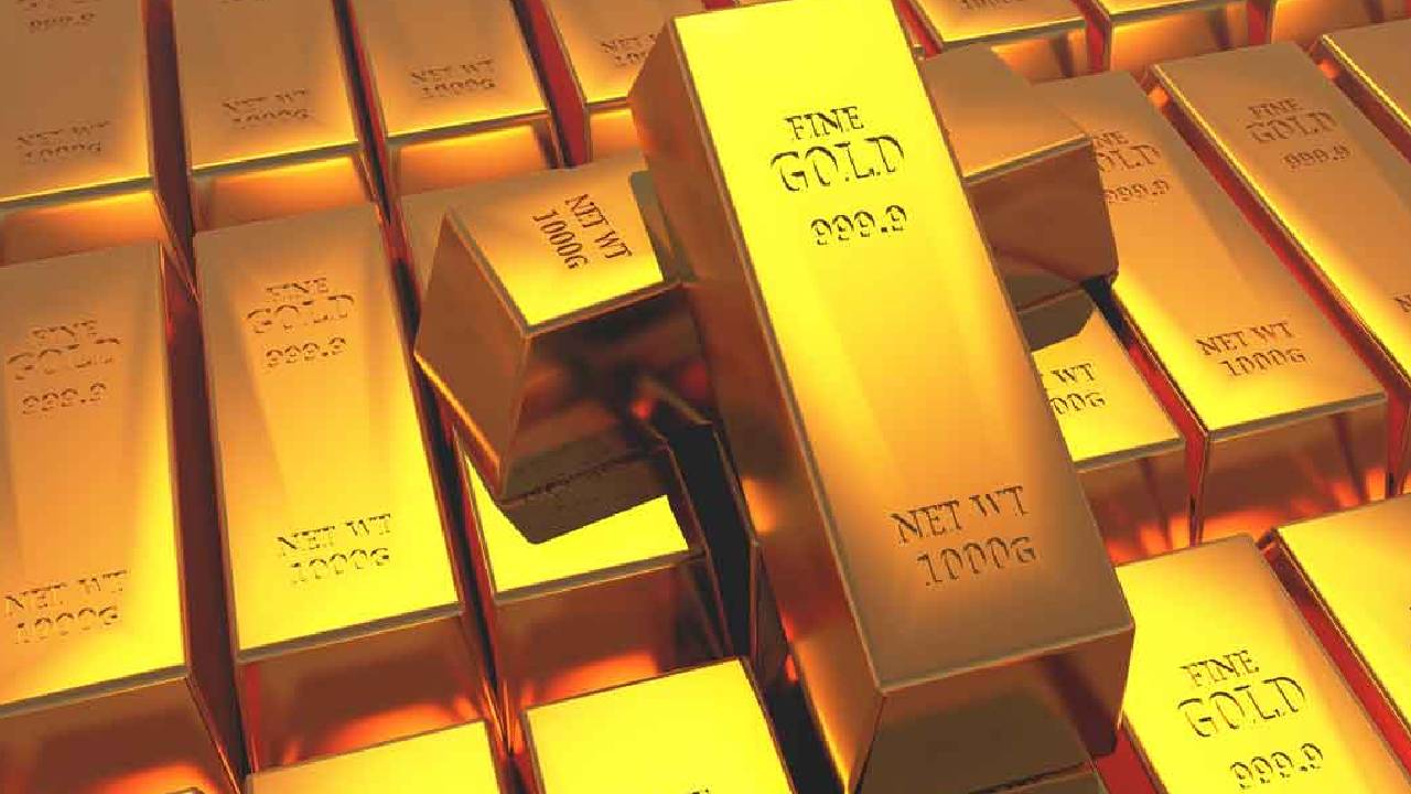 Gold-silver: దేశంలో భారీగా తగ్గిన బంగారం, వెండి ధరలు Gold-silver: దేశంలో భారీగా తగ్గిన బంగారం, వెండి ధరలు