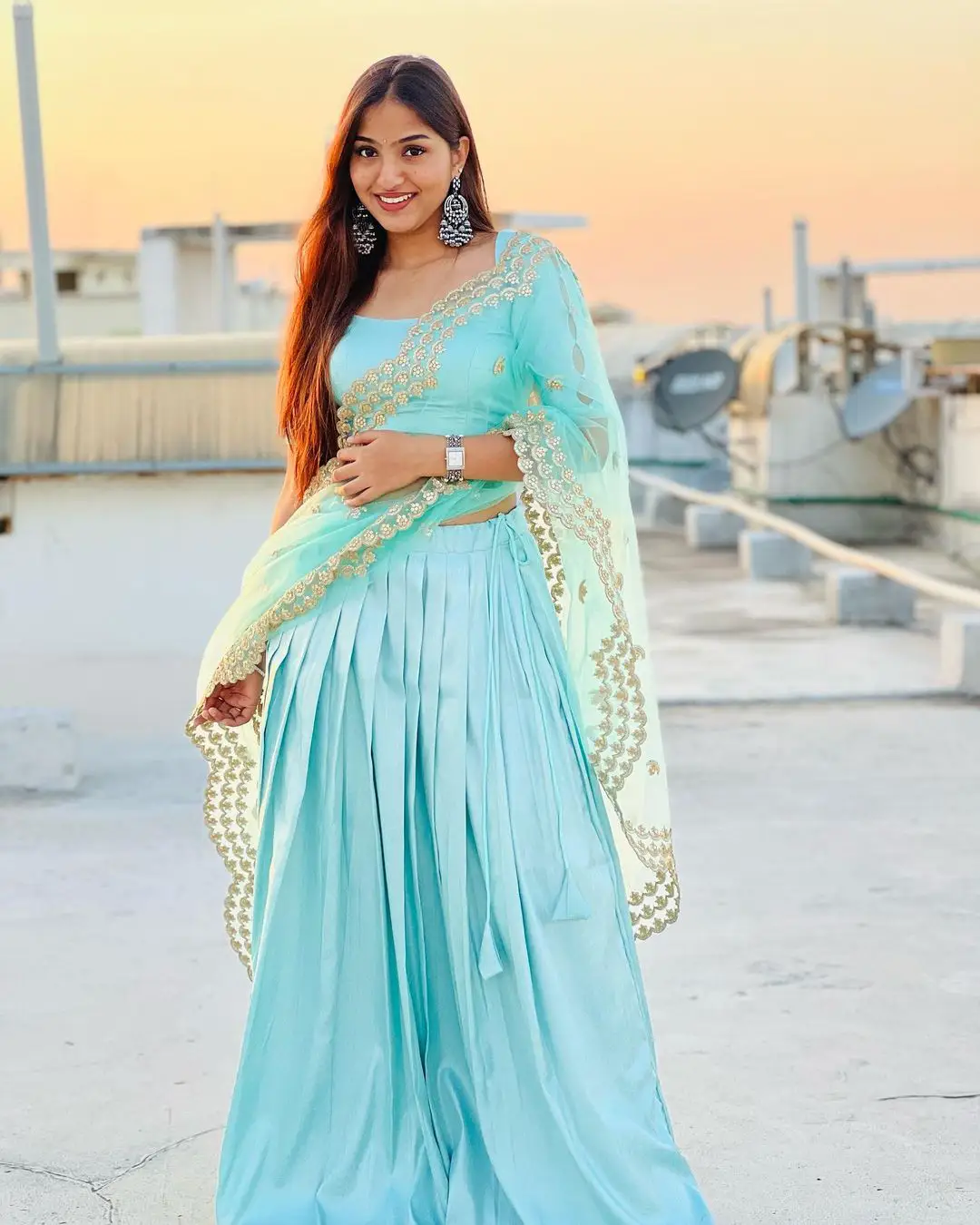 Pranavi Manukonda latest photoshoot