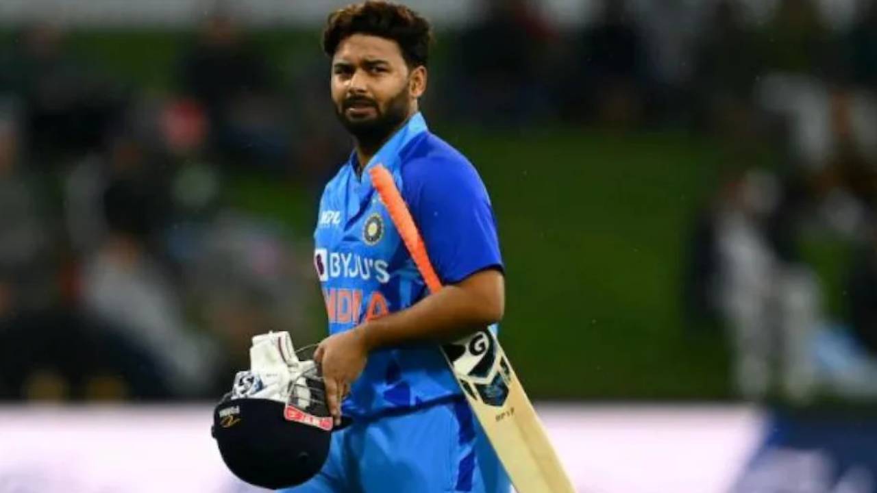Rishabh Pant: బంగ్లాదేశ్తో వన్డే సిరీస్కు పంత్ దూరం.. బీసీసీఐ ఏం చెప్పిందంటే? Rishabh Pant: బంగ్లాదేశ్తో వన్డే సిరీస్కు పంత్ దూరం.. బీసీసీఐ ఏం చెప్పిందంటే?