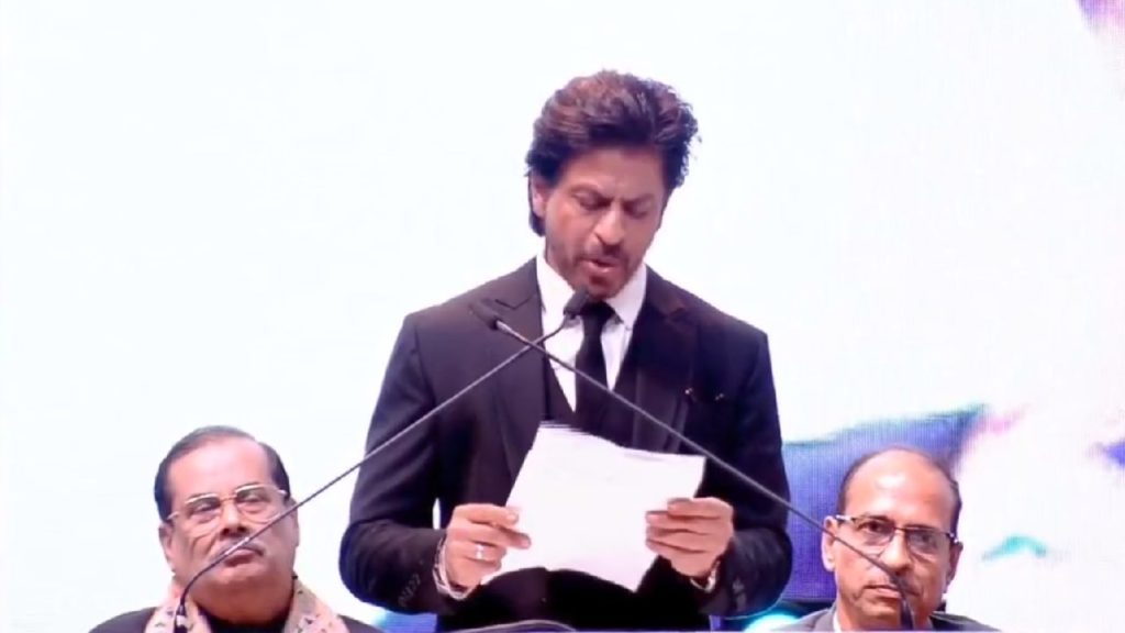 Shah Rukh Khan counter on boycott pathaan