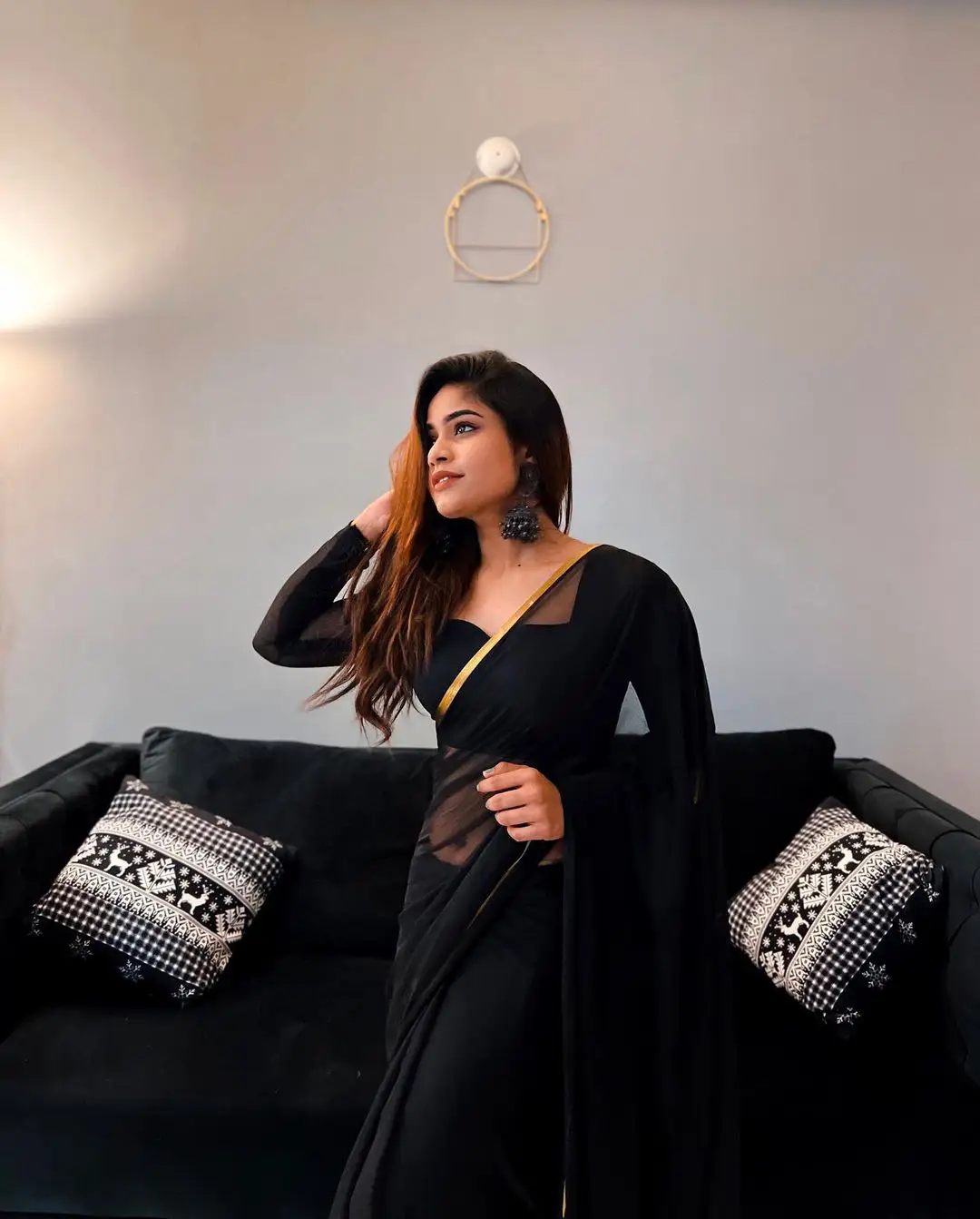 Youtuber Swetha Naidu special photoshoot in Black Saree